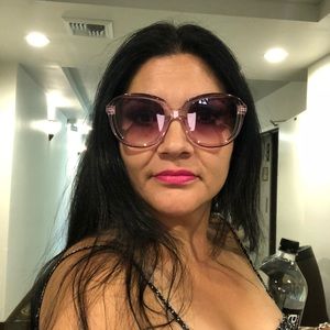 Meet your Posher, Monica